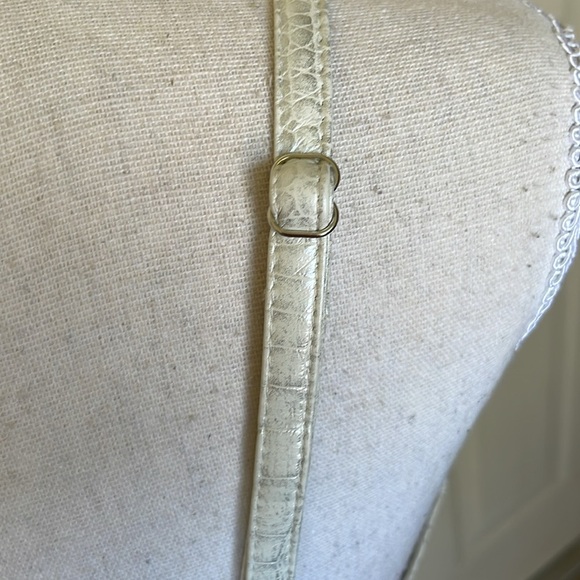 SAY WHAT Boned Bustier Corset Faux Leather Croc Print Pearly White Size Medium - Picture 5 of 13